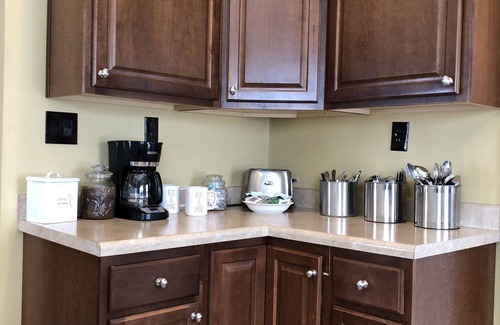 Seymour House | The Mockingbird Farm "Barn-do-minium" is situated on 27 rolling acres.