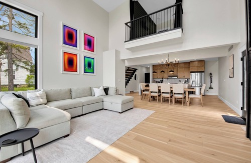 Port Sanilac House | The Modern Glass Haus - Main St - DT Port Sanilac, walkable, hot tub open!