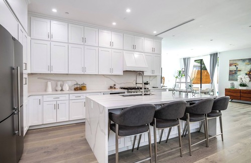 Encino Villa | The Modern Serenity Retreat