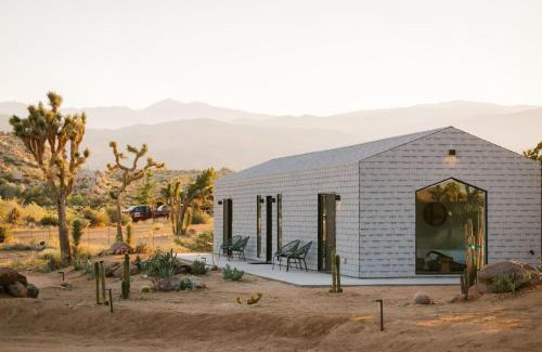Pioneertown House | The Modern Wolfden By The Cohost Company