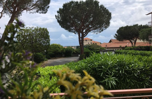 Ceriale House | The moon and the bonfire 009024-LT-0548