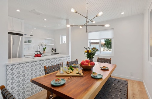 Carpinteria Apartment | The Moon of Carp! 2BD 1BA, 2 Blocks to Beach, Walk Everywhere!