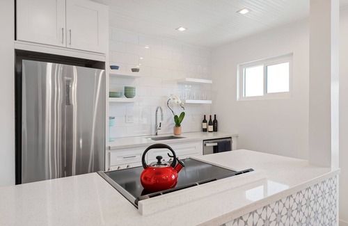 Carpinteria Apartment | The Moon of Carp! 2BD 1BA, 2 Blocks to Beach, Walk Everywhere!