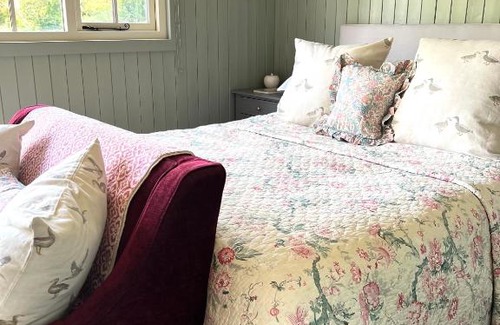 Meare Other | The Moorhen