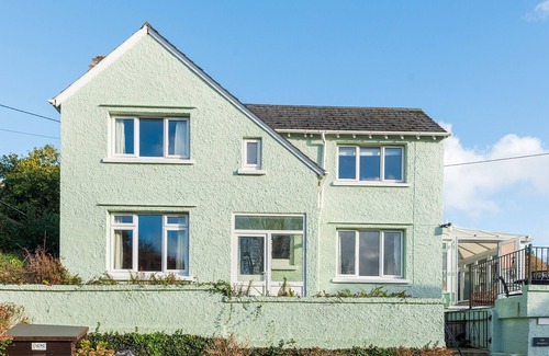 Fowey Cottage | The Moorings, just across from Fowey