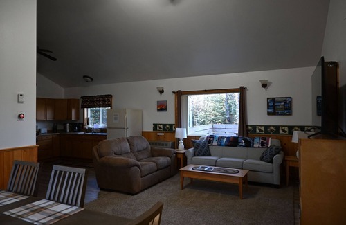 Trapper Creek Cabin | The Moose Nugget Cabin