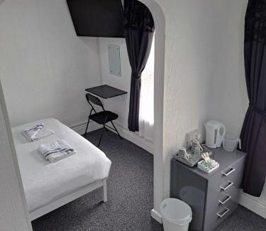 South Shore House | The Mornington Hotel