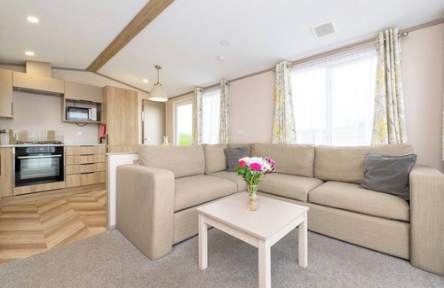 Looe House | The most luxurious holiday home at Tencreek Holiday Park.