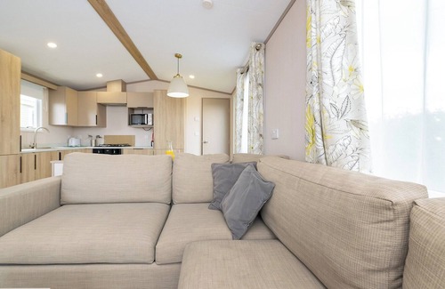 Looe House | The most luxurious holiday home at Tencreek Holiday Park.