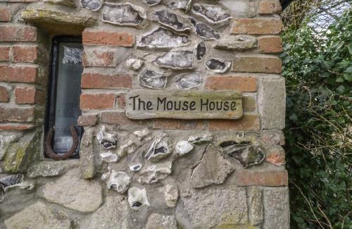 Winterborne Whitechurch House | The Mouse House