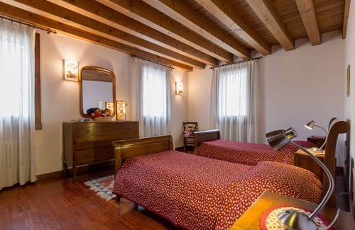 Castegnero Apartment | The Mulberries three bedroom and two bathroom apartment