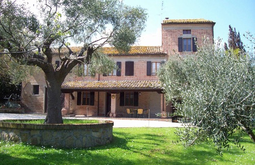 Morro d'Alba Apartment | The Mulberry in Solebello