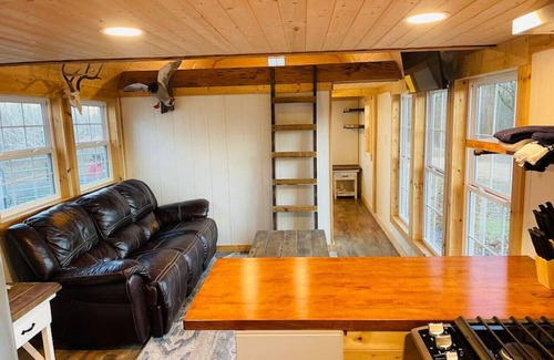 Natchez Cabin | The Natchez Retreat Cabin