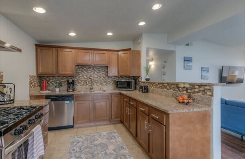 Northeast Heights House | The NE Heights Abode - 4 bedroom