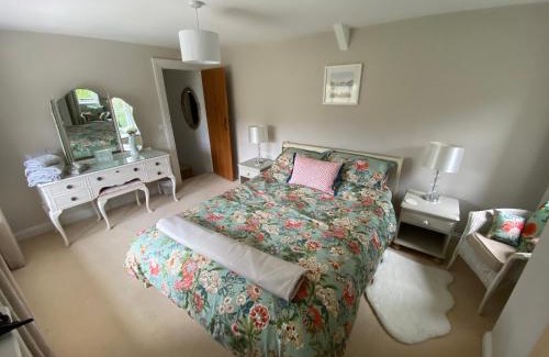 Axminster House | ‘The Nest’ A beautiful cottage in Devon