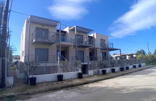 Corinthia Region Apartment | The nest of Louka's luxurius villas in Melissi village near to Xylokastro.