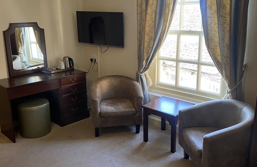 Lechlade Hotel | The New Inn Hotel