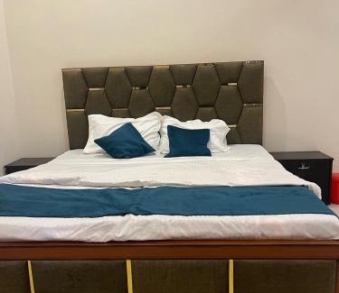 Noida Hotel | The Noida Inn