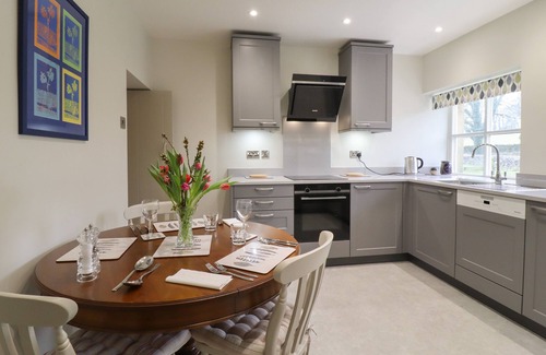 Skipton Cottage | THE NOOK, BANK NEWTON, character holiday cottage in Gargrave