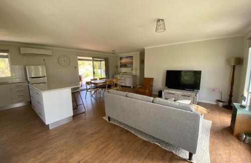 Lake Wangary House | The Nook on Nancy