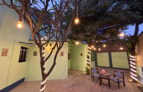 Agra Hotel | The Noor House homestay