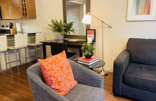 Westfield House | The Norwalk | Modern Tarrytown Stay Near DT
