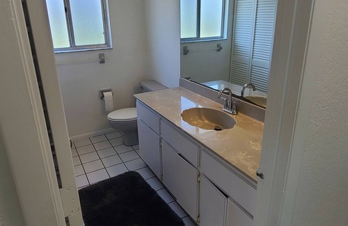 Gulf Cove House | The Nova House - Cute, Cozy, and Quiet