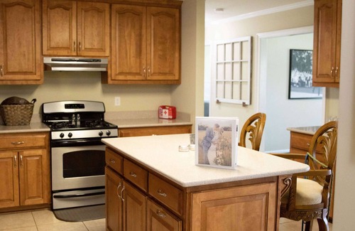 Adel House | The Oak House at Bullard Estates