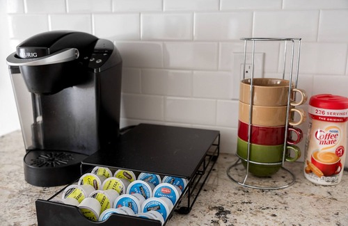 Richardson House | The Oak King Bed Huge Backyard