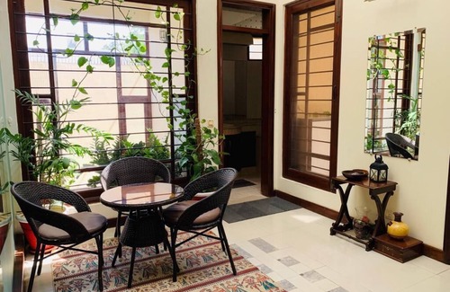 D.H.A. House | The Oak Tree House in DHADefence.3