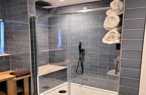 Twigworth Hotel | The Oakwood Hotel