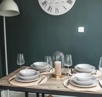 York Apartment | The Oasis Garden Flat