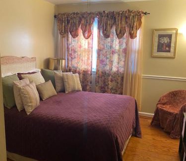 Clinton House | The Oasis