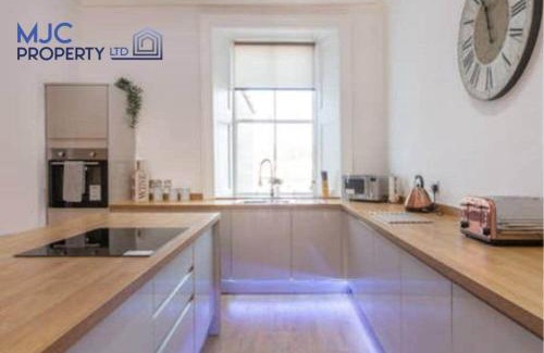 Hawick House | The Old Bank