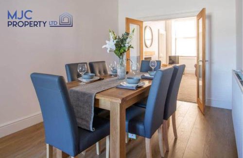 Hawick House | The Old Bank