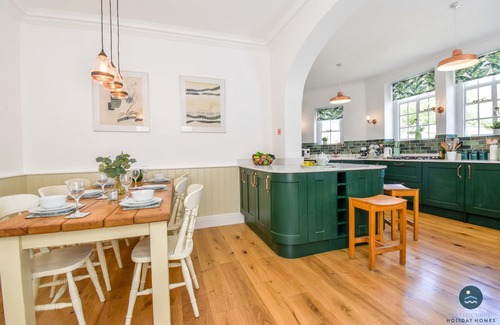 Upwey House | The Old Chapel - Exclusive Retreat