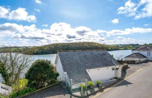 Truro House | The Old Chapel