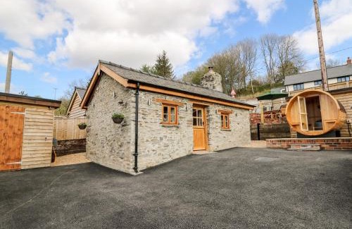 Tirabad House | The Old Cobblers Shop