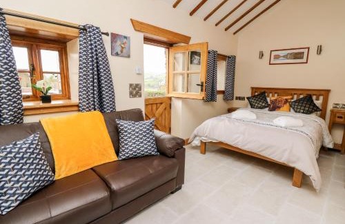 Tirabad House | The Old Cobblers Shop