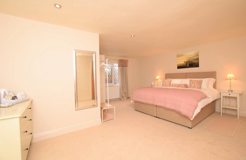 Lympstone Bed & Breakfast | The Old Dairy B&B