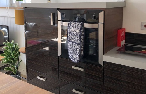 Mylor Churchtown Condo | The Old English Rooms