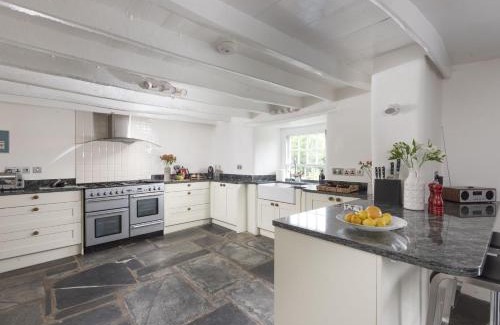 Liskeard House | The Old Farmhouse