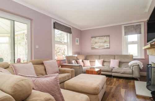 Shepton Mallet House | THE OLD FORGE, pet friendly, luxury holiday cottage in Shepton Mallet