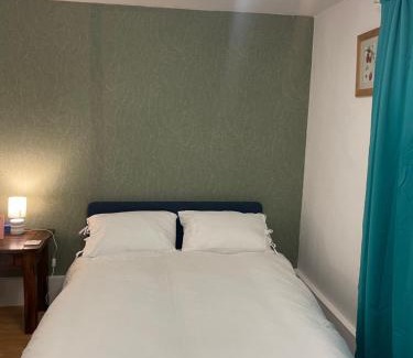 Roding Apartment | The Old Mill