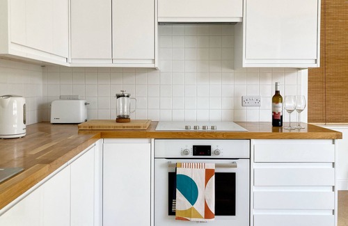 Wadsworth Cottage | The Old Riverside School House Apt 3