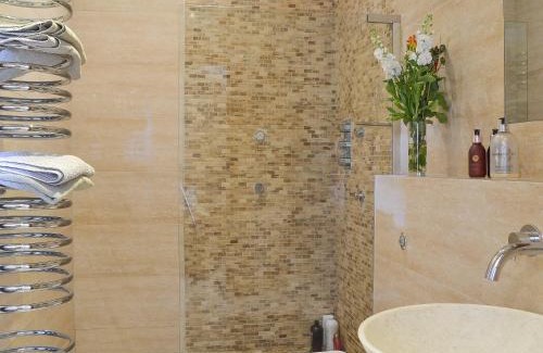 South Cave House | The Old Stables