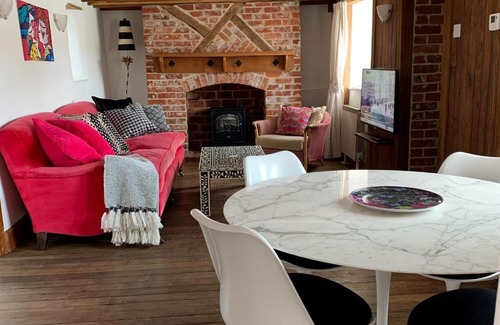 Christchurch House | The Old Thatch