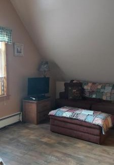 Fairmount Springs Hotel | The Old Tioga Inn Bed and Breakfast