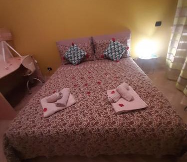 Municipio 2 Bed & Breakfast | The Orange Groove