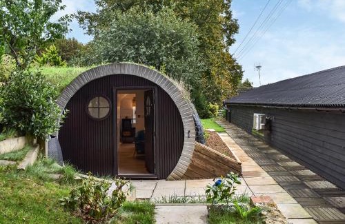 Elmsted House | The Orb